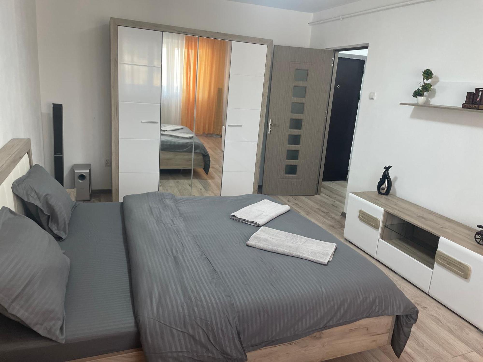 Maria Central Studio Ramnicu Valcea Ngoại thất bức ảnh