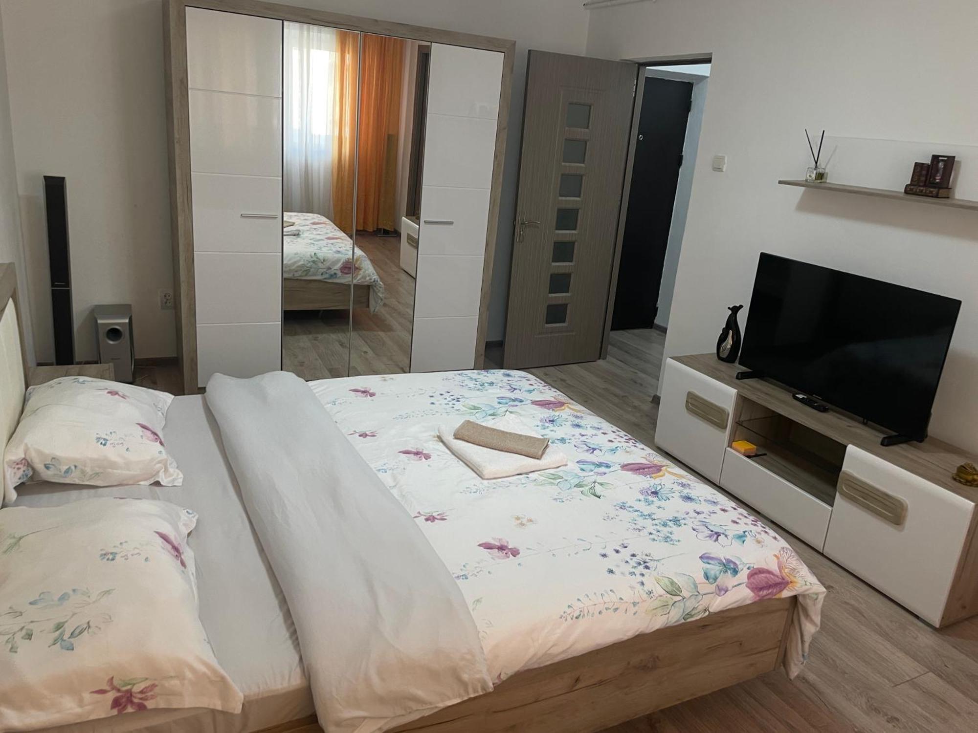Maria Central Studio Ramnicu Valcea Ngoại thất bức ảnh